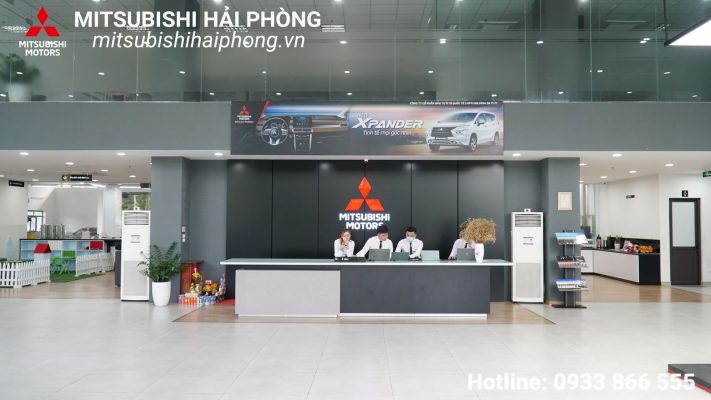 ben-trong-showroom-mitsubishi-hai-phong